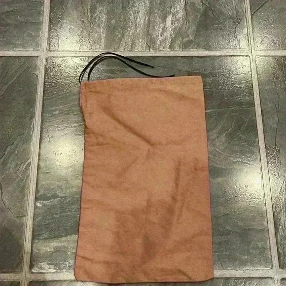 Authentic Alaia dust bag storage bag - Picture 4 of 4